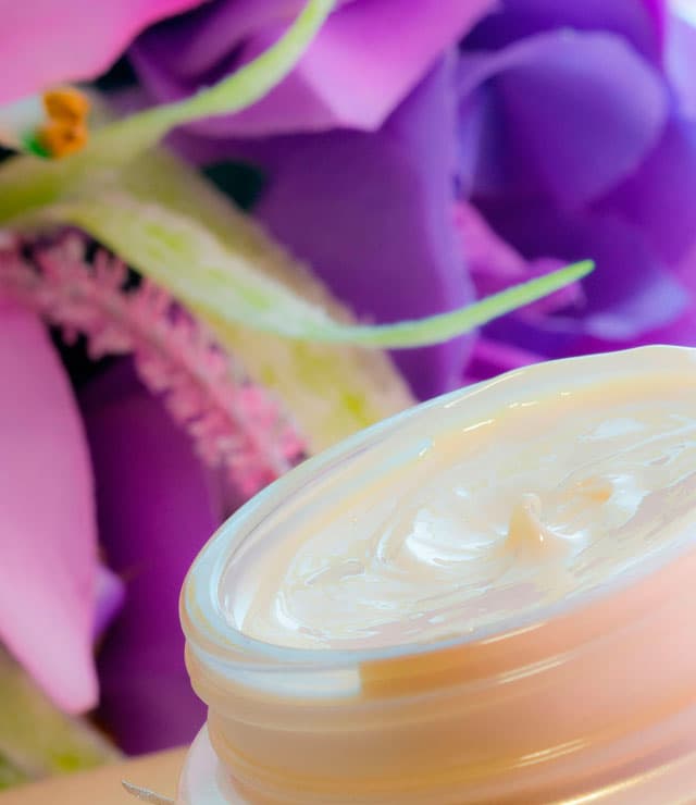 Amplia variedad de productos de dermocosmética en Ferrol